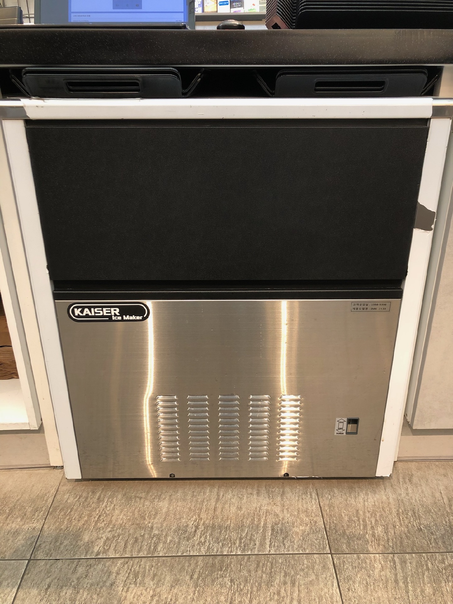 2000769928_diebIs70_134495641ccc6b100f52112f64f363bd9cb906f1.jpg 이미지크게보기