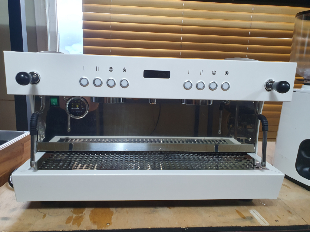 3731108459_IQonfmUW_cd588c49427f1a3a2d34cdb600059313d1c3efac.jpg 이미지크게보기