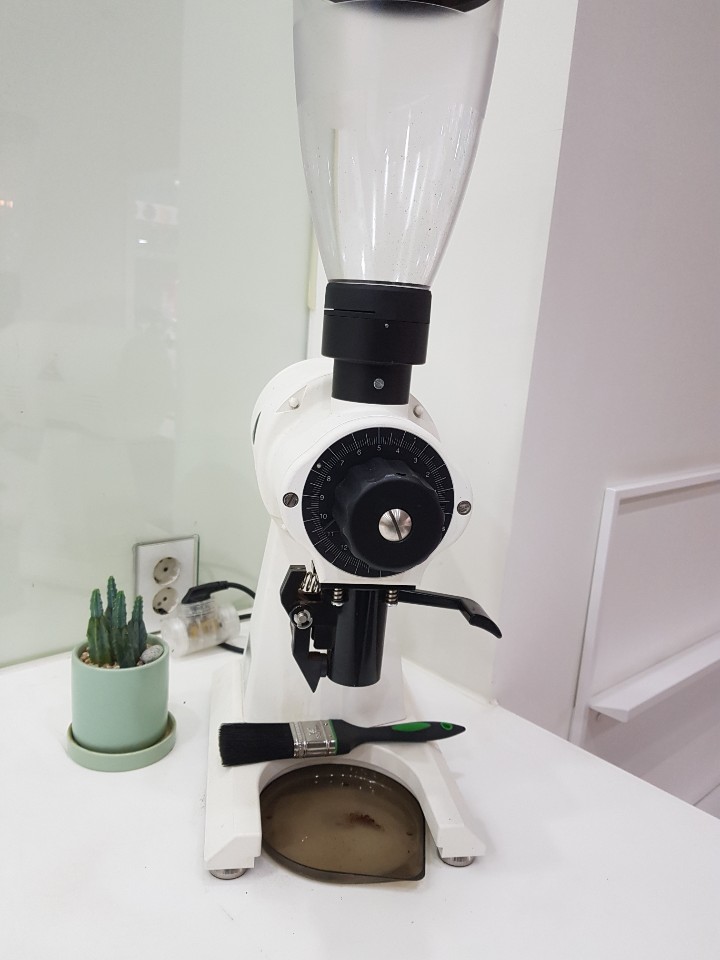 2000769928_OmGJw1M3_c37425af77b7e216fd4305b8ea0bfad8d682ad51.jpg 이미지크게보기