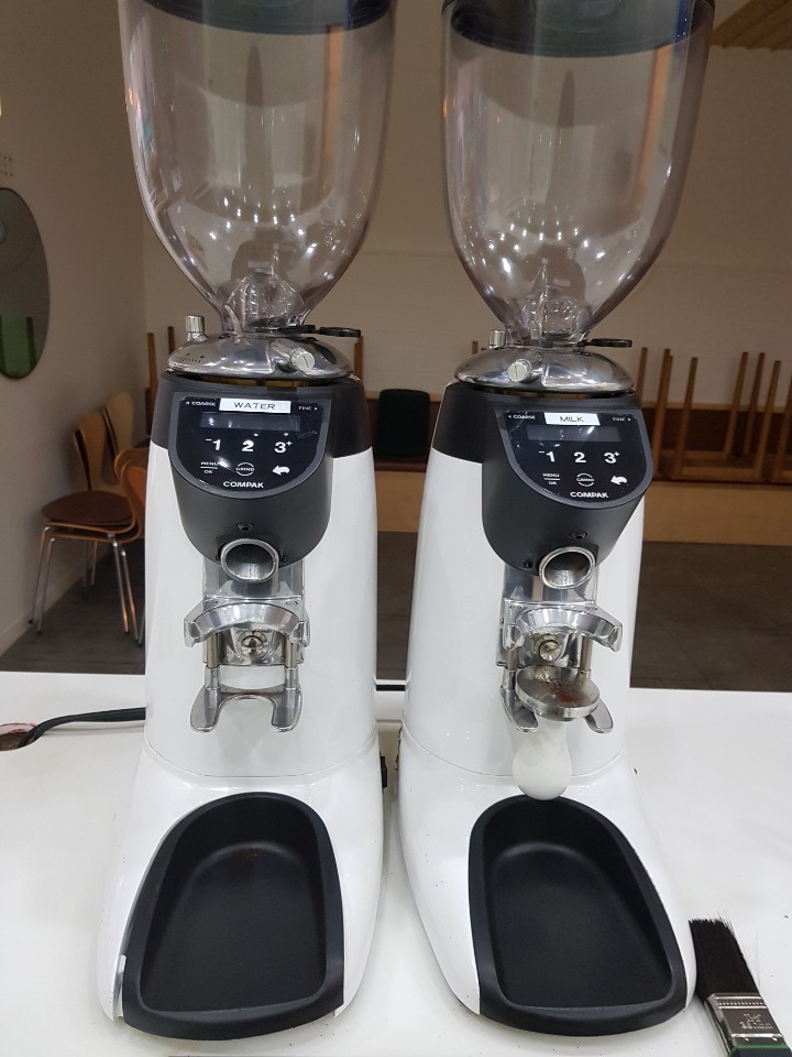 2000769928_VR8flr5P_b5f2493fef79eefde994e1a390bd76967fa743b6.jpg 이미지크게보기