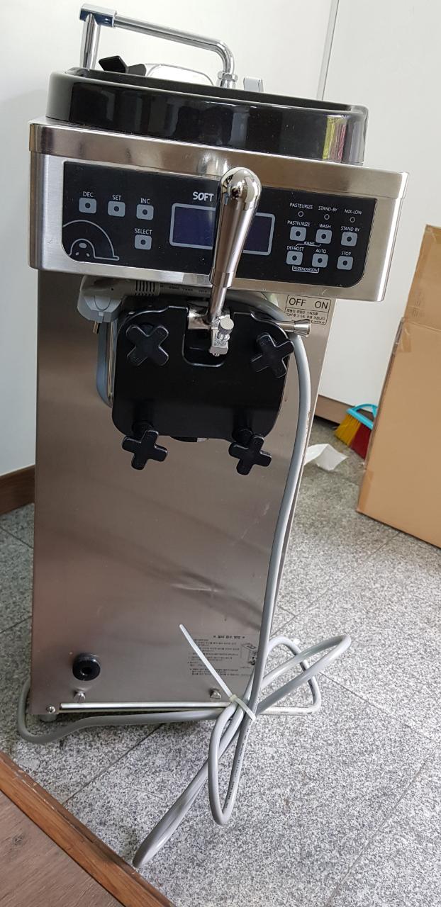 2000769928_1wEJ4pB7_6f9ea711ecda75170b24c215e46a3932fae56cfb.jpg 이미지크게보기