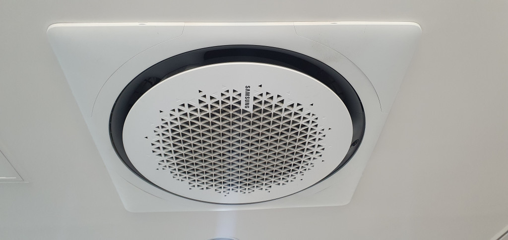 2000769928_vIa15DWo_172f9525ed83a71e47648c3967732728e38c4dbd.jpg 이미지크게보기